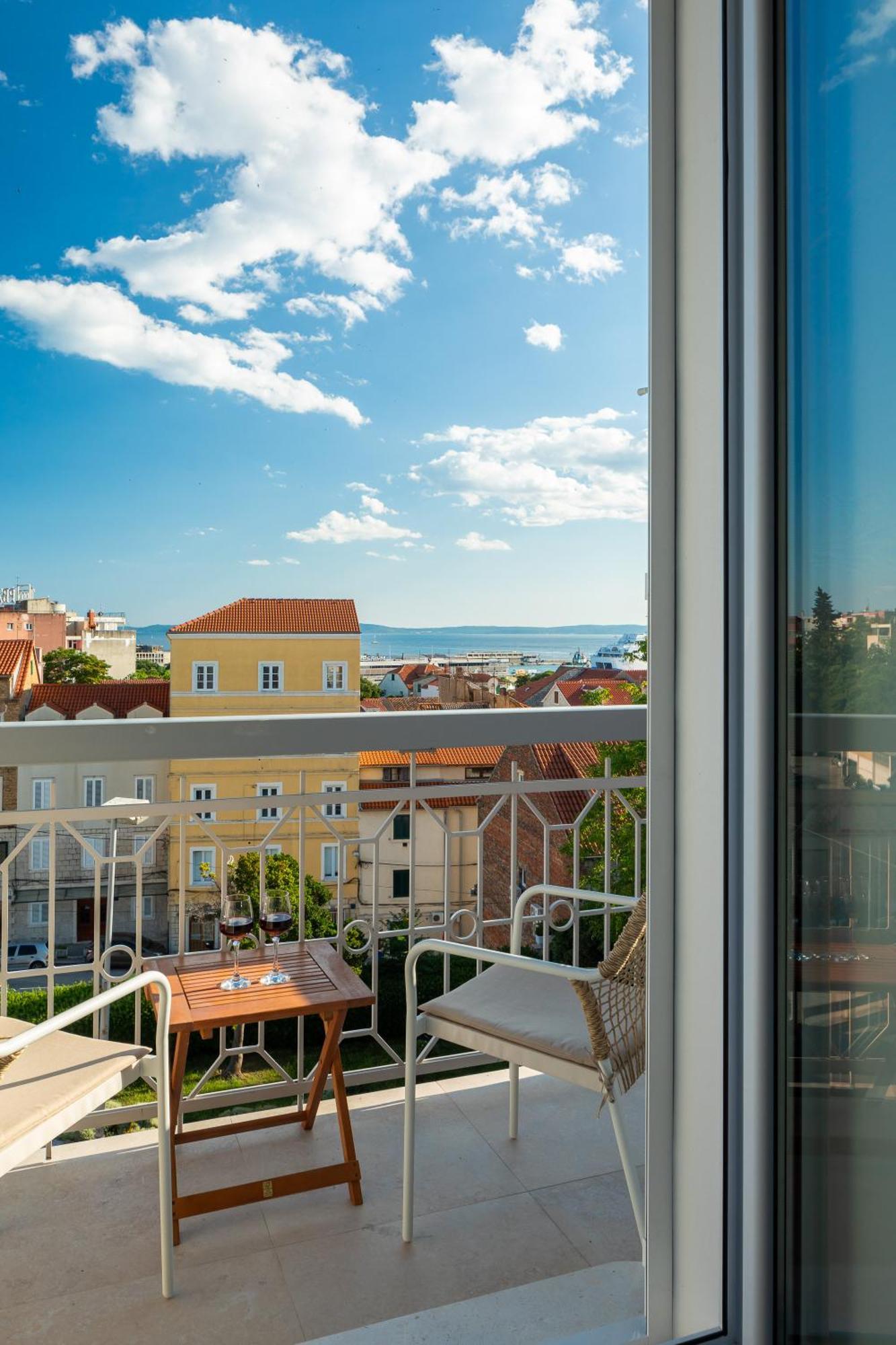 Luxury Rooms Le Prestige Few Minutes From Split'S Iconic Waterfront Kültér fotó